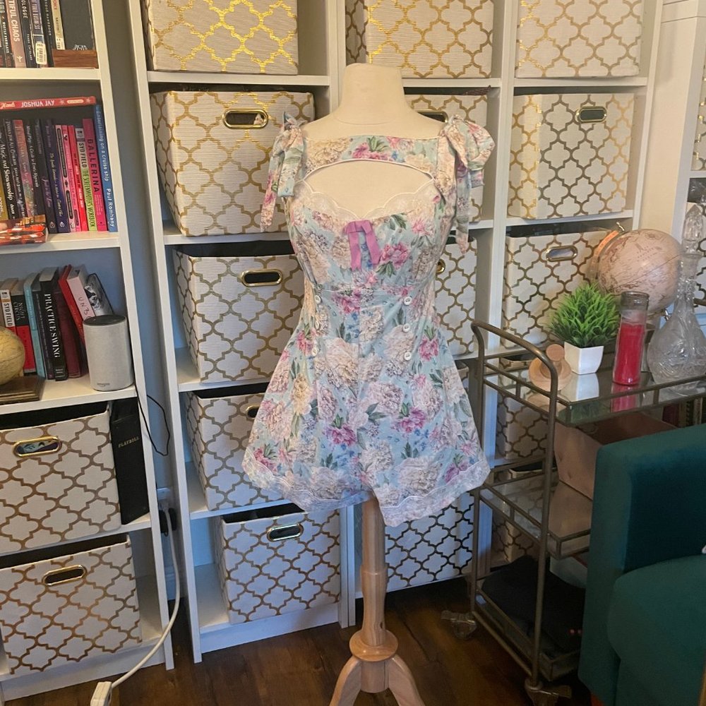 Kitten D' Amour Women's Floral Print Short Romper Blue/Pink Size small - Picture 2 of 10